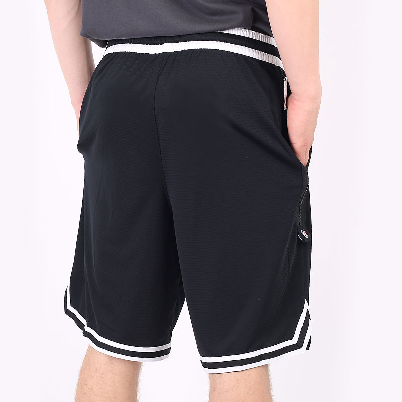 мужские черные шорты  Nike Brooklyn Short CV5528-010 - цена, описание, фото 4